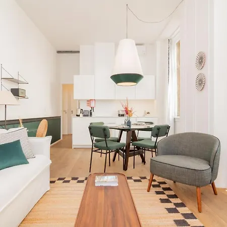 아파트호텔 Ando Living - Santa Justa 77 House 4*