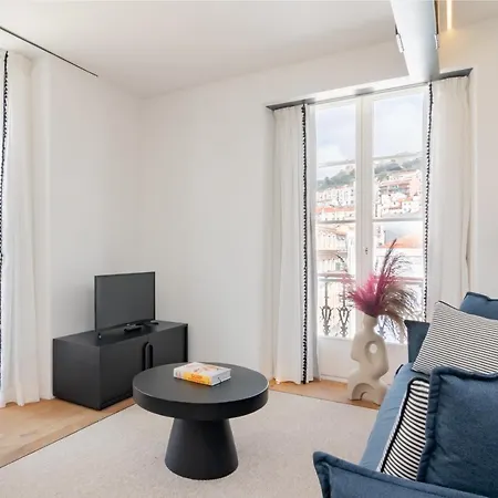 Apartment Ando Living - Santa Justa 77 House