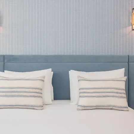 Ando Living - Santa Justa 77 House * Lisbon