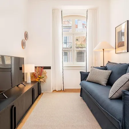 Ando Living - Santa Justa 77 House * Lisbon