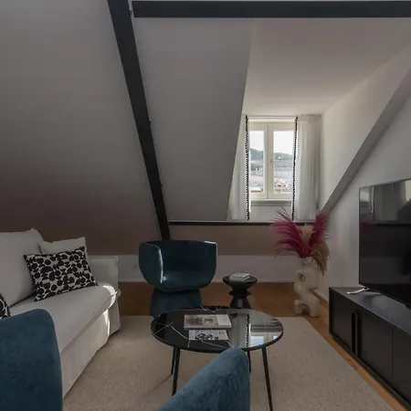 Apartment Ando Living - Santa Justa 77 House