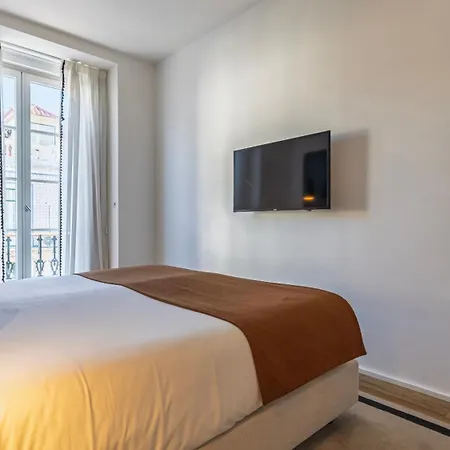 Ando Living - Santa Justa 77 House Lisbon
