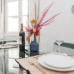 Ando Living - Santa Justa 77 House Aparthotel