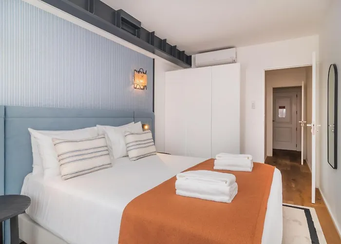 Ando Living - Santa Justa 77 House