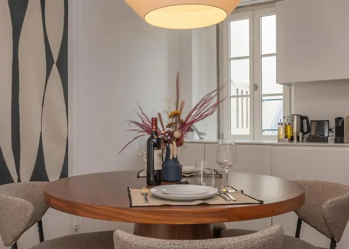 Ando Living - Santa Justa 77 House Aparthotel Lissabon