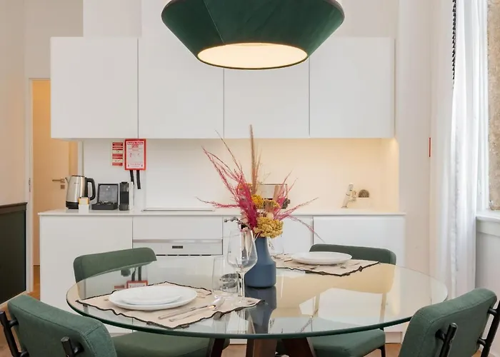 Ando Living - Santa Justa 77 House Aparthotel 4*