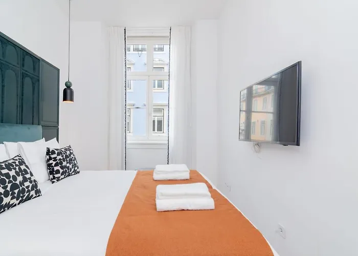 Ando Living - Santa Justa 77 House 4* Lissabon