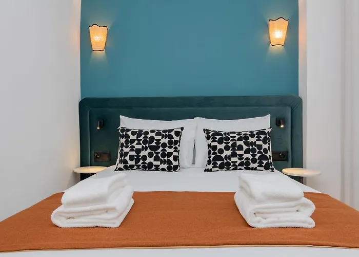Ando Living - Santa Justa 77 House 4*