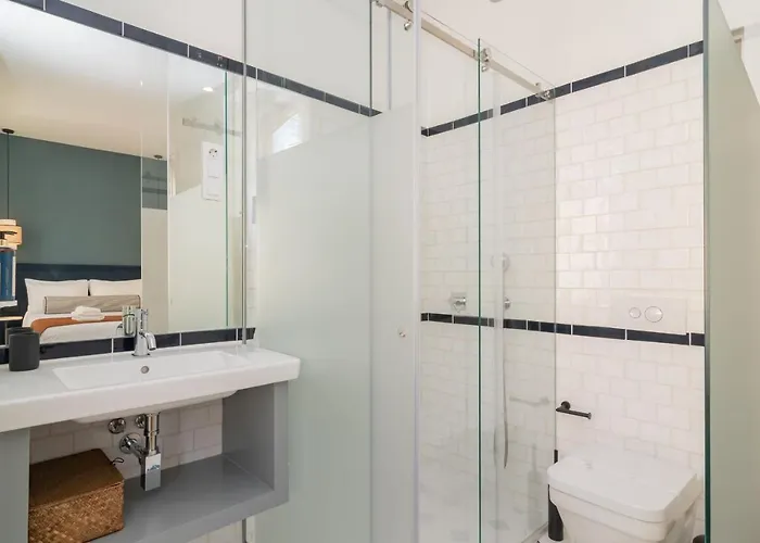 Aparthotel Ando Living - Santa Justa 77 House 4*