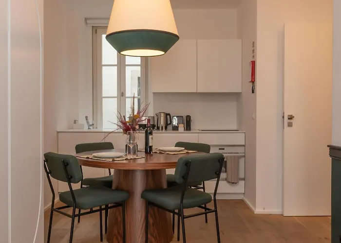 Ando Living - Santa Justa 77 House Aparthotel 4*
