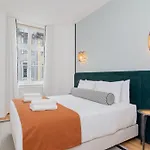 Ando Living - Santa Justa 77 House Apartmanhotel 4*