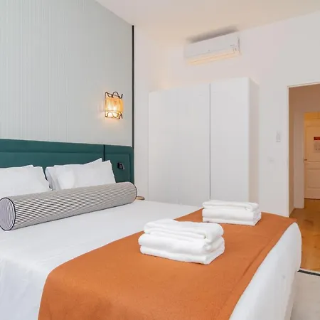 Apart-hotel Ando Living - Santa Justa 77 House Lisboa