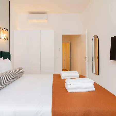 Ando Living - Santa Justa 77 House Apart-hotel