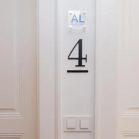 Ando Living - Santa Justa 77 House 4* Lisboa