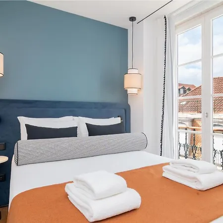 Апарт-отель Ando Living - Santa Justa 77 House Лиссабон
